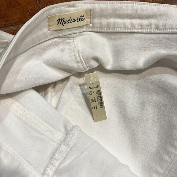 NWT Cali Demi-Boot Jeans in Pure White size 36” - Picture 9 of 13